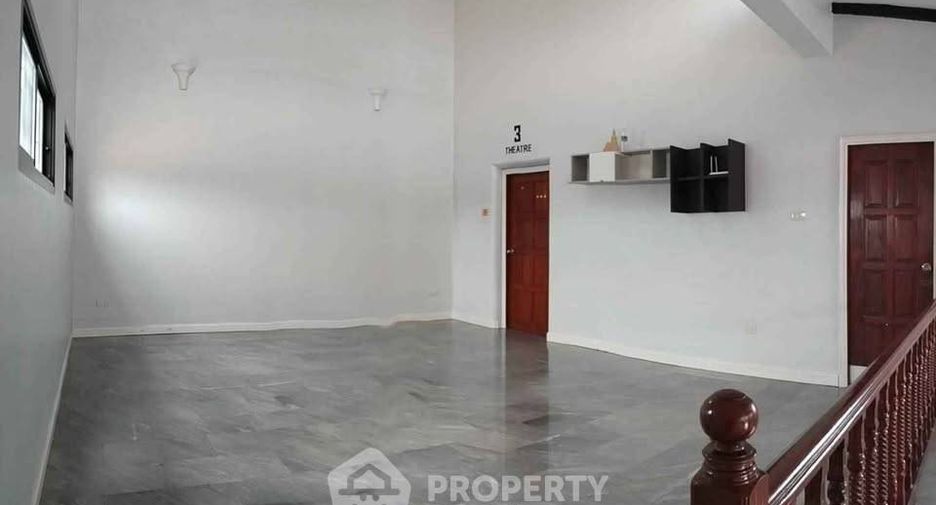 For sale 3 bedrooms house in Sattahip, Pattaya