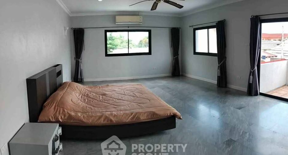 For sale 3 bedrooms house in Sattahip, Pattaya