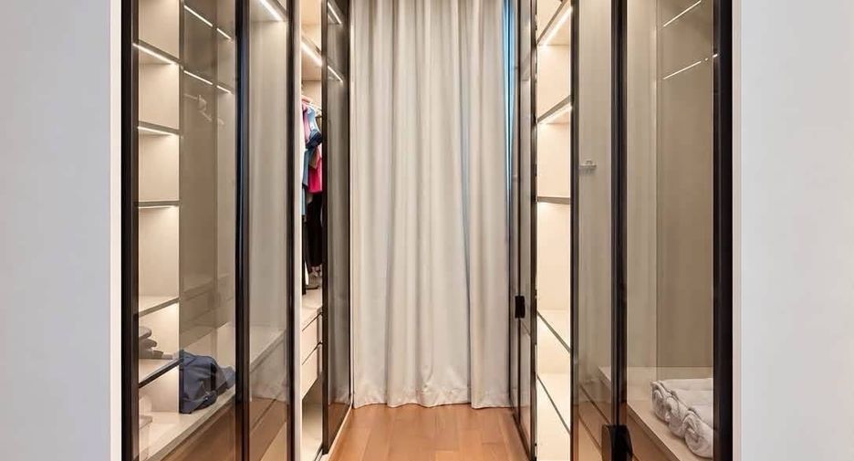 For rent and for sale 4 bedrooms condo in Watthana, Bangkok