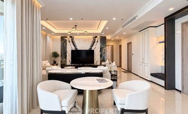 For rent and for sale 4 bedrooms condo in Watthana, Bangkok