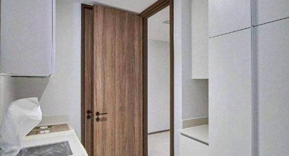 For sale 3 bedrooms condo in Sathon, Bangkok