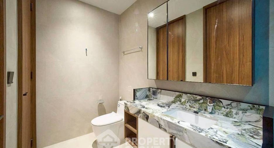 For sale 2 bedrooms condo in Sathon, Bangkok