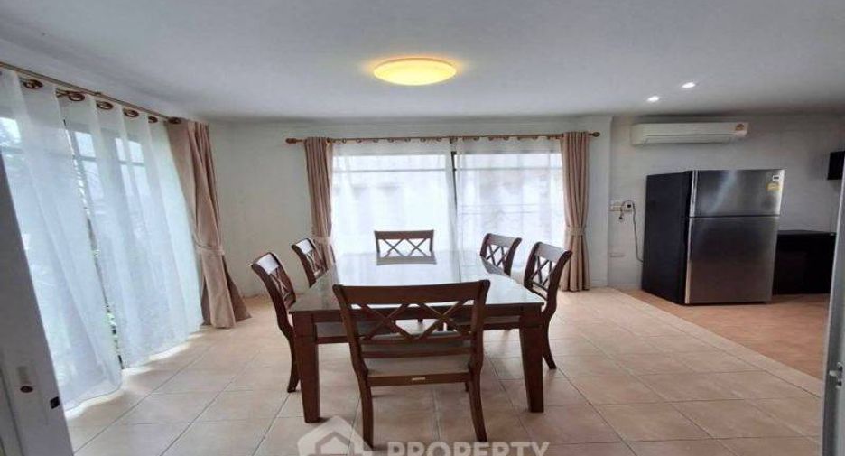 À vendre 3 chambres maison à Si Racha, Chonburi