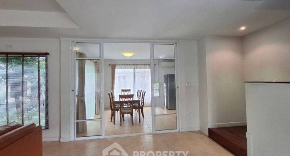 À vendre 3 chambres maison à Si Racha, Chonburi