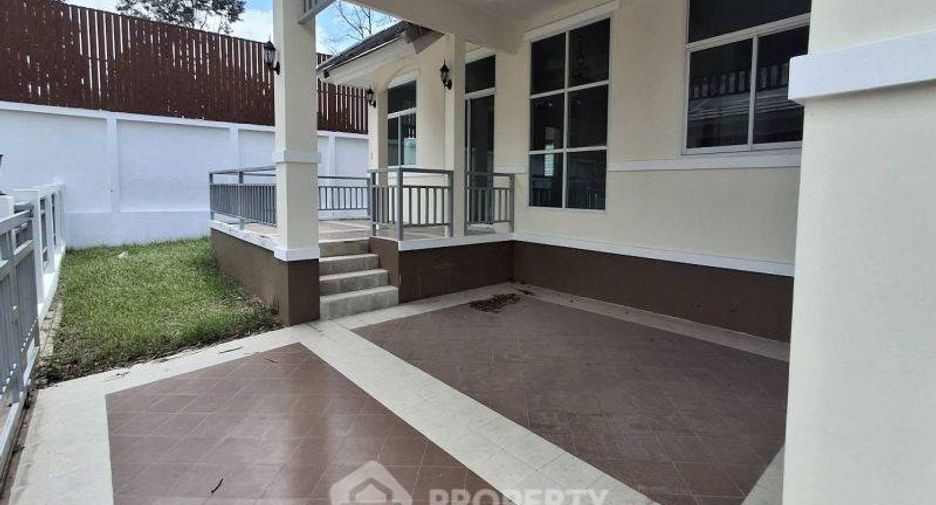 À vendre 3 chambres maison à Si Racha, Chonburi