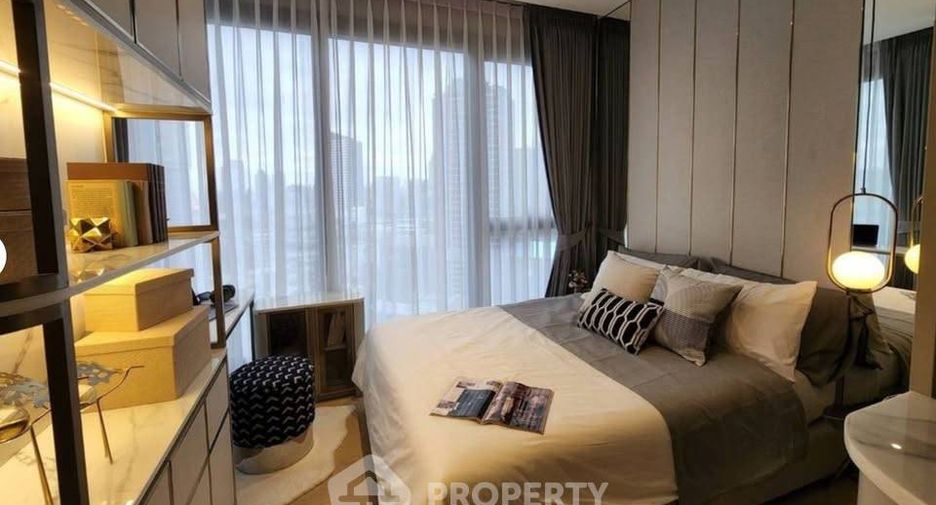 For sale 2 bedrooms condo in Huai Khwang, Bangkok