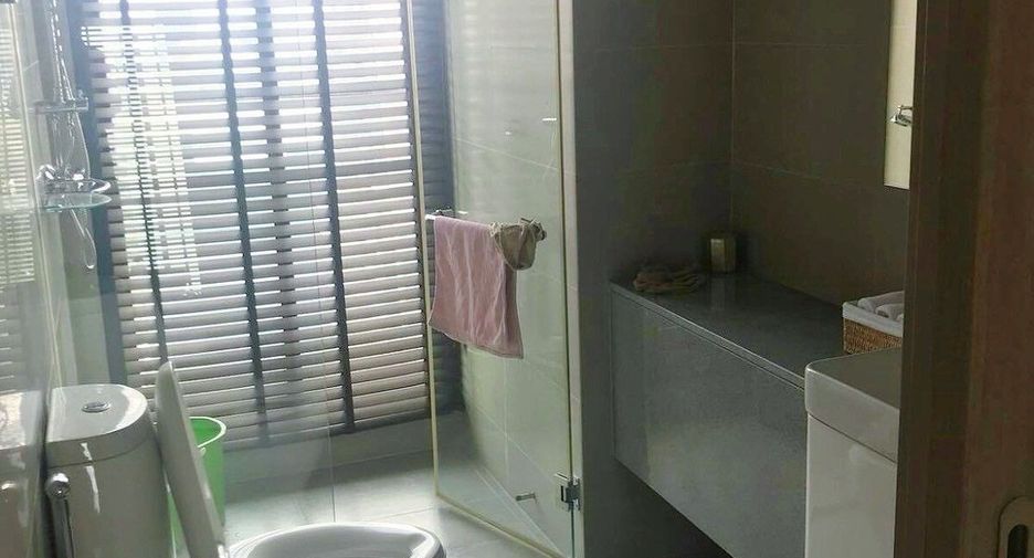 For rent 1 bed condo in Pathum Wan, Bangkok