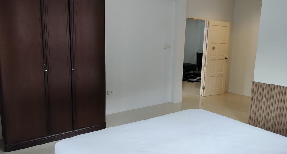 Haus zur Miete mit 3 Zimmer in Mueang Phuket, Phuket
