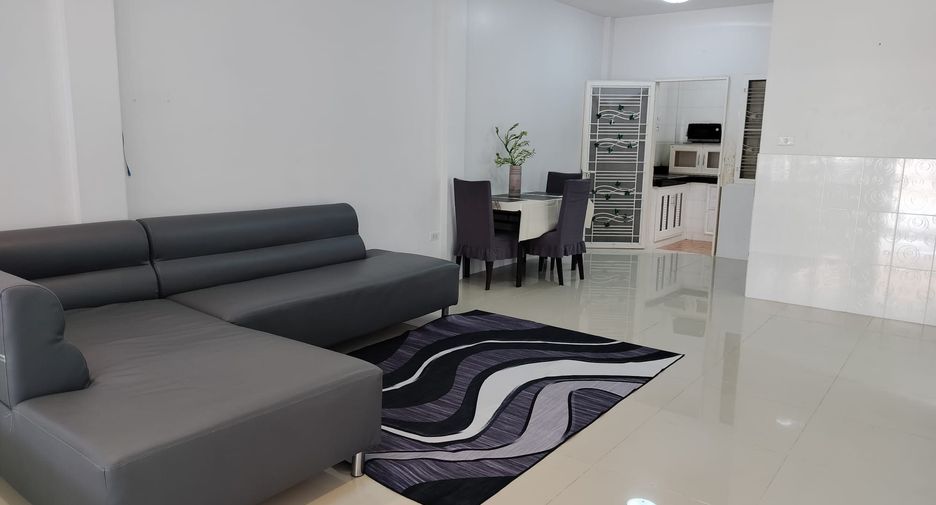 Haus zur Miete mit 3 Zimmer in Mueang Phuket, Phuket