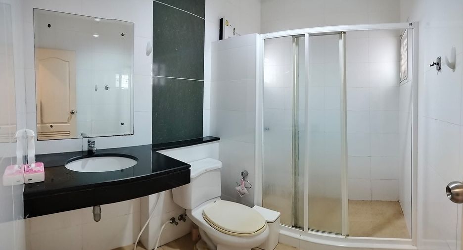 Haus zur Miete mit 3 Zimmer in Mueang Phuket, Phuket