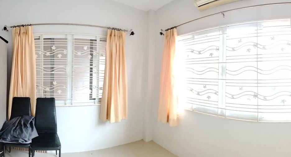 Haus zur Miete mit 3 Zimmer in Mueang Phuket, Phuket