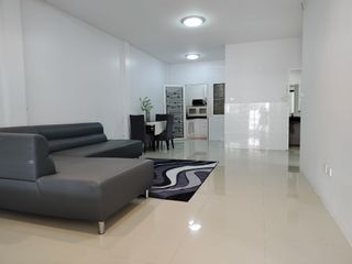 Haus zur Miete mit 3 Zimmer in Mueang Phuket, Phuket