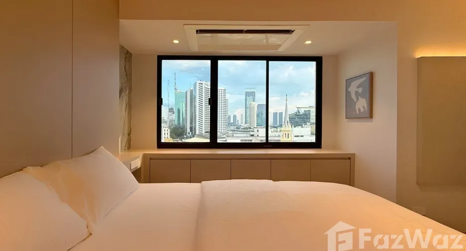 For rent 2 bedrooms condo in Bang Rak, Bangkok