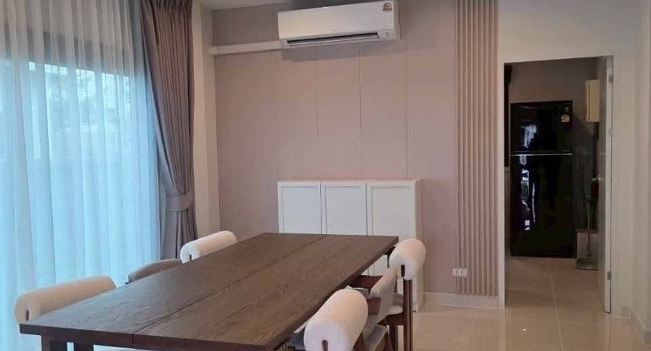 For rent 4 bedrooms house in Mueang Phuket, Phuket
