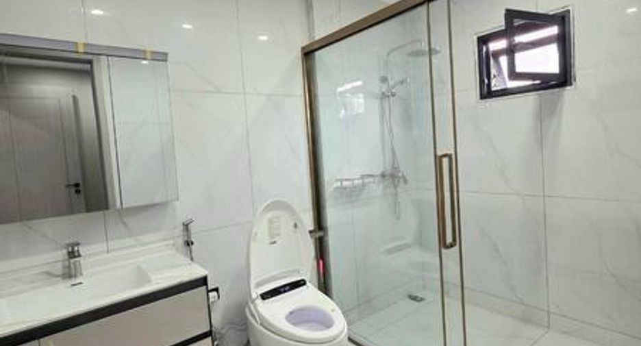出售 6 卧室 独立屋 在 Bang Lamung, Chon Buri
