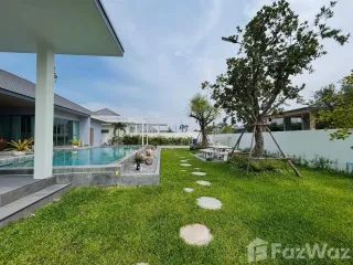For sale 5 ベッドルーム villa in Cha Am, Phetchaburi