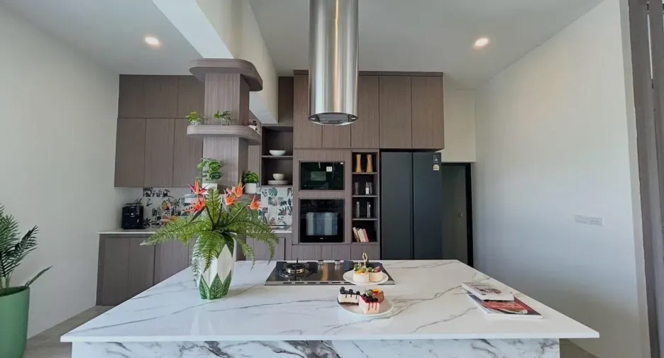 For sale 5 ベッドルーム villa in Cha Am, Phetchaburi