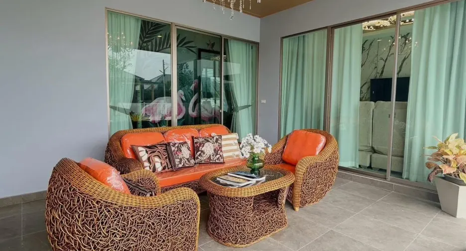 For sale 5 ベッドルーム villa in Cha Am, Phetchaburi