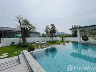 For sale 5 ベッドルーム villa in Cha Am, Phetchaburi
