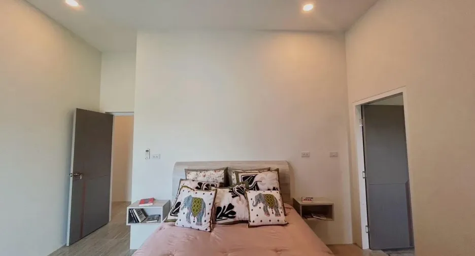 For sale 5 ベッドルーム villa in Cha Am, Phetchaburi