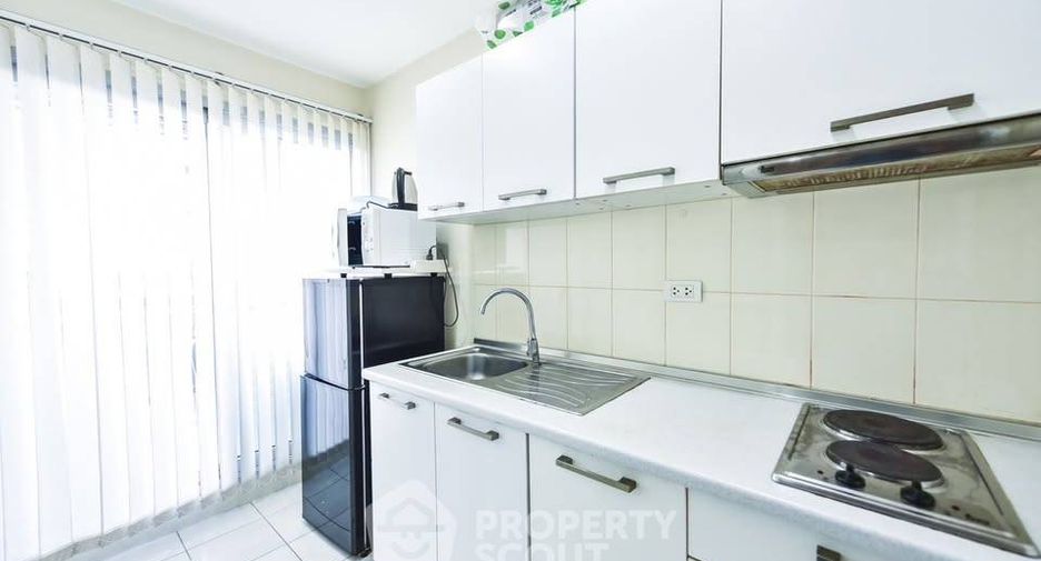 For sale 1 bed condo in Sathon, Bangkok