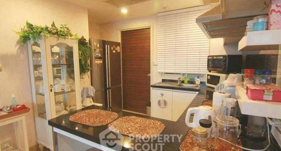 Wohnung zum Kauf mit 3 Zimmer in Bang Kho Laem, Bangkok