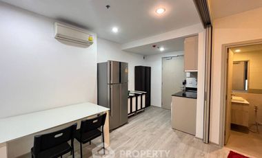 Condo en alquiler de 1 habitaciones en Bang Rak, Bangkok