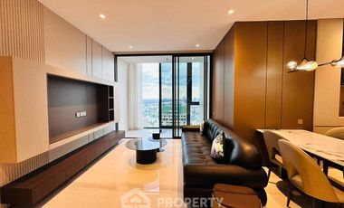 For rent 3 bedrooms condo in Sathon, Bangkok