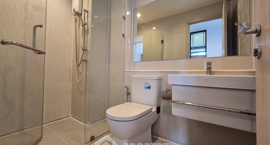 For rent 1 bed condo in Pathum Wan, Bangkok