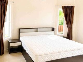 Casa en alquiler de 4 habitaciones en Bang Lamung, Chonburi