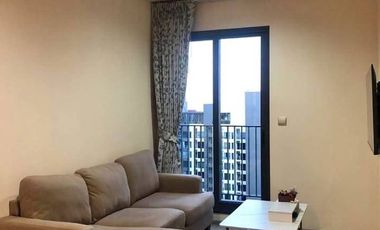 Wohnung zur Miete mit 2 Zimmer in Huai Khwang, Bangkok