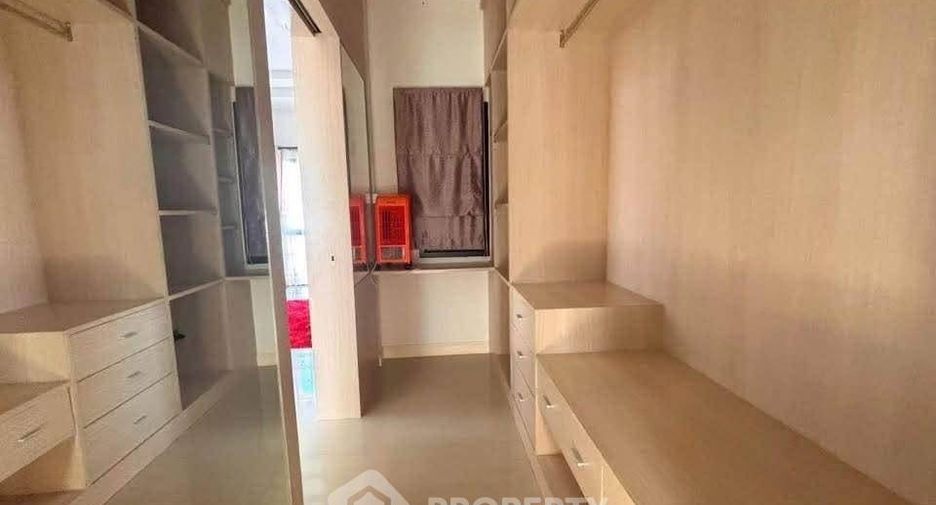 For rent 3 bedrooms house in Mueang Chon Buri, Chonburi