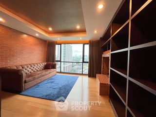 For rent 1 bed condo in Phaya Thai, Bangkok