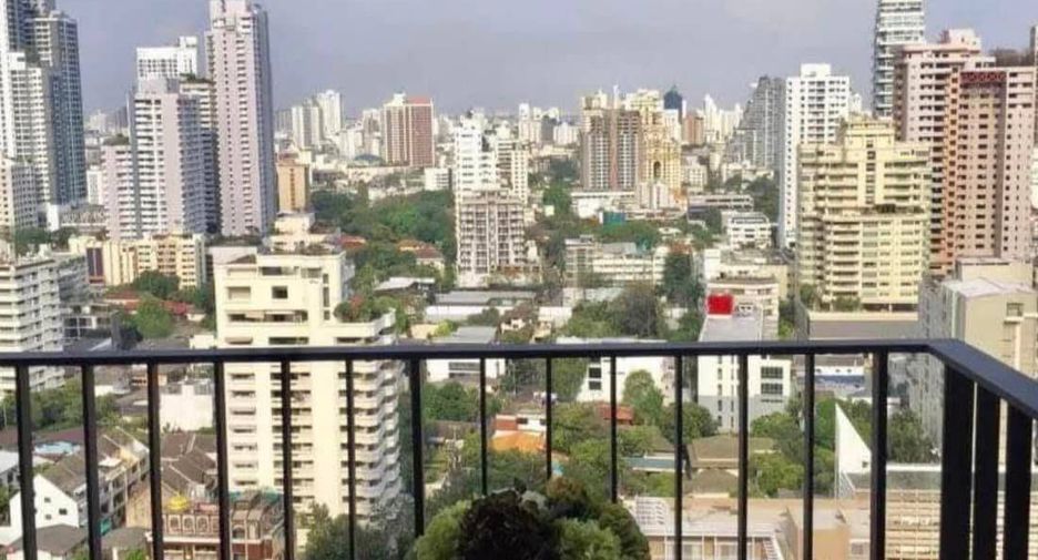 For rent 1 bed condo in Khlong Toei, Bangkok