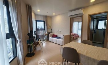 Wohnung zur Miete mit 2 Zimmer in Huai Khwang, Bangkok