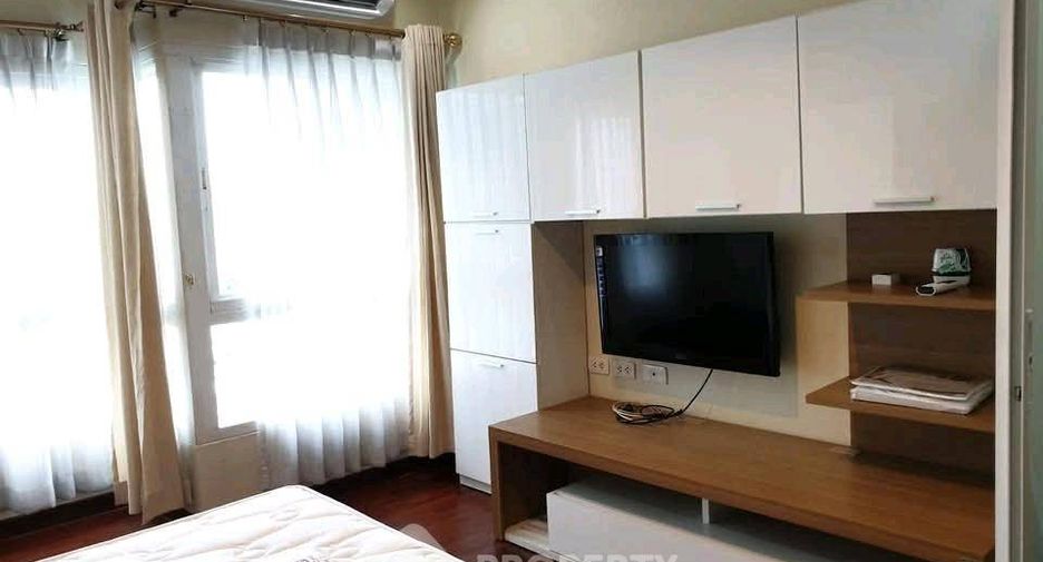 Wohnung zur Miete mit 2 Zimmer in Huai Khwang, Bangkok