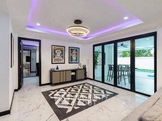 For rent 5 bedrooms condo in Bang Lamung, Chonburi