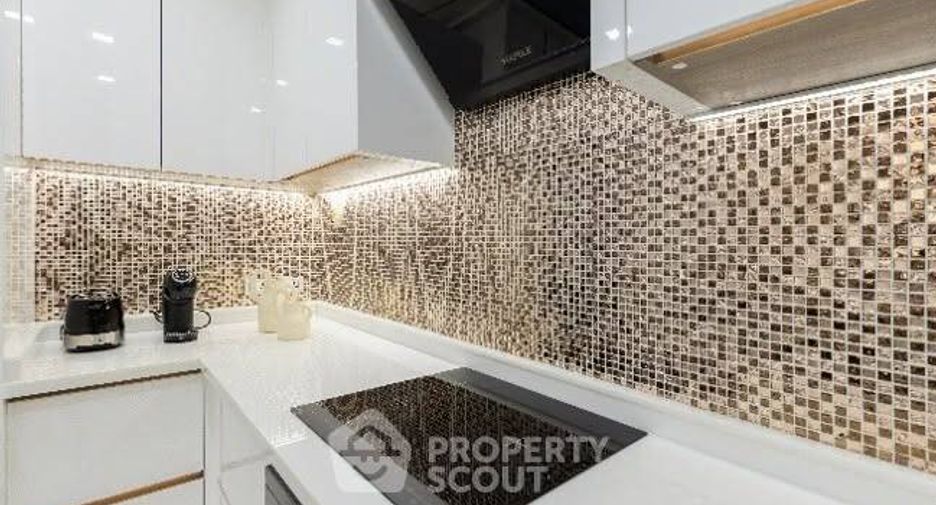For rent 5 bedrooms condo in Jomtien, Pattaya
