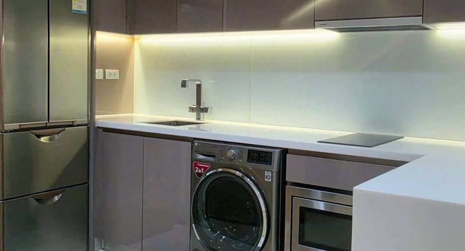 For rent 2 bedrooms condo in Khlong Toei, Bangkok