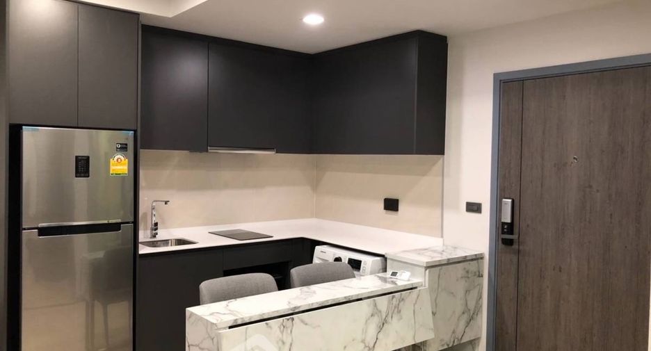 For rent 1 bed condo in Khlong Toei, Bangkok