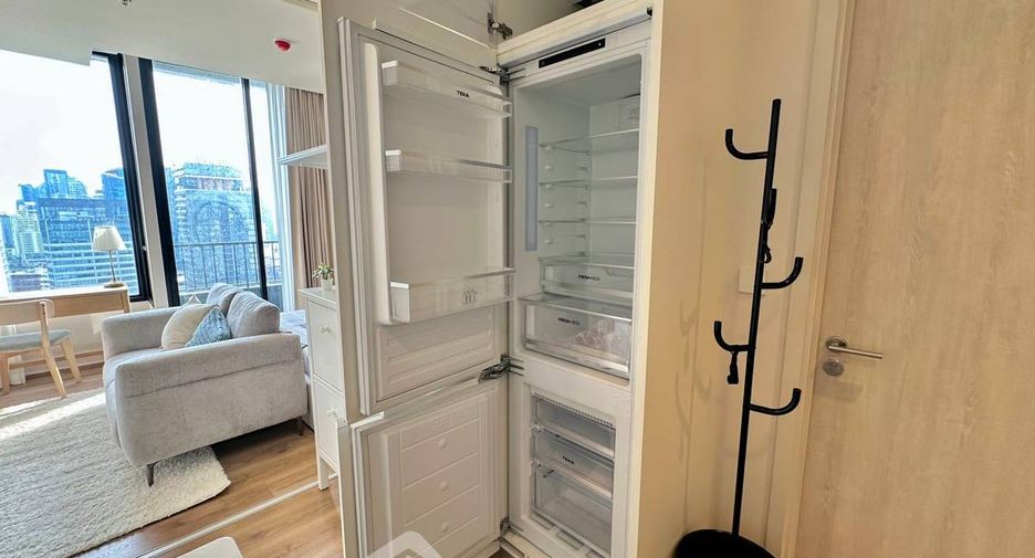For rent 1 bed condo in Watthana, Bangkok