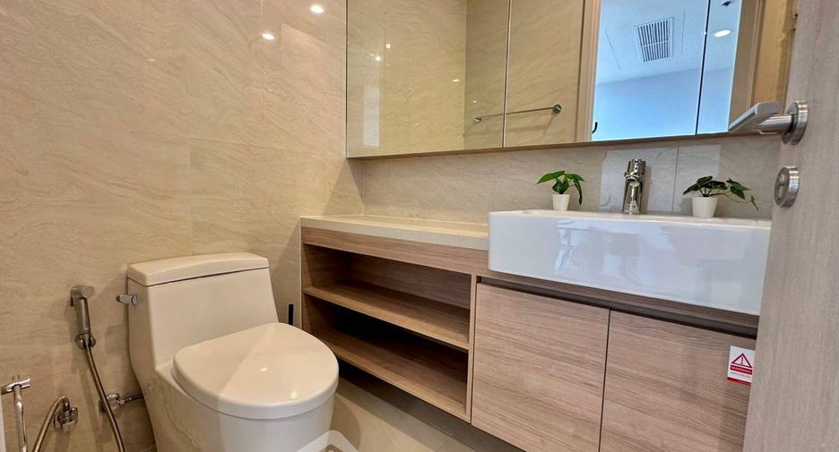 For rent 1 bed condo in Watthana, Bangkok