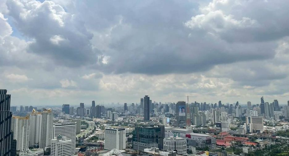 For rent 1 bed condo in Huai Khwang, Bangkok