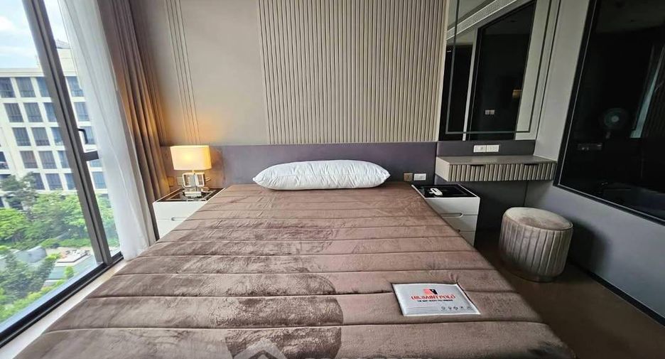 For rent 2 bedrooms condo in Watthana, Bangkok