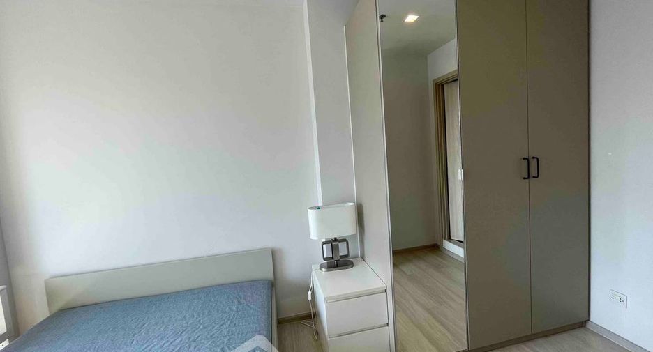 For rent 2 bedrooms condo in Pathum Wan, Bangkok