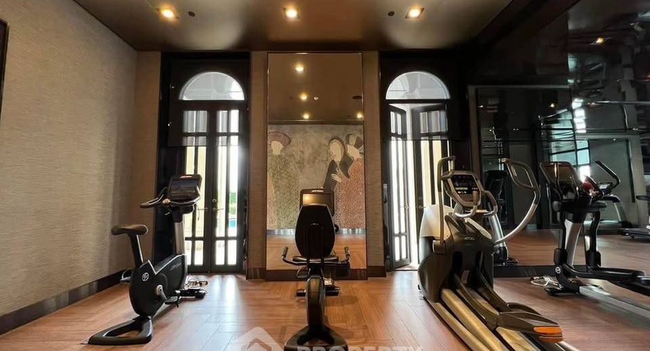 For rent 2 bedrooms condo in Khlong Toei, Bangkok
