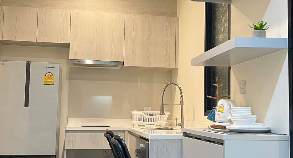 For rent 1 bed condo in Watthana, Bangkok