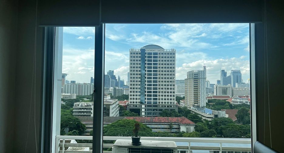 For rent 1 Beds condo in Bang Rak, Bangkok