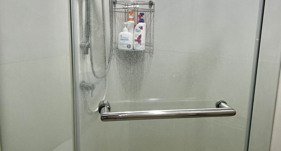 For rent 1 Beds condo in Bang Rak, Bangkok