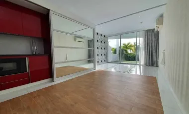 À vendre 1 chambre condo à Na Jomtien, Pattaya
